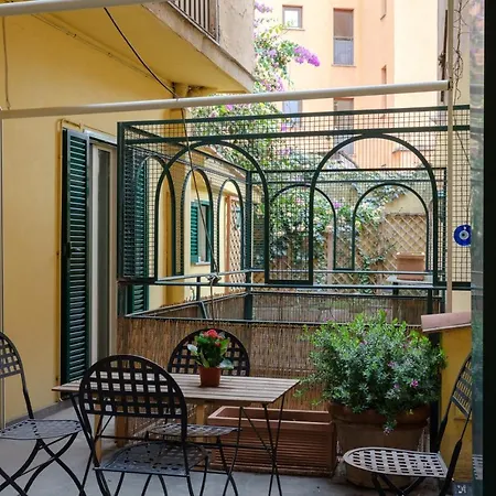 Cozy With Private Garden At Spanishsteps Apartamento Roma
