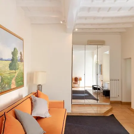 Apartamento Cozy With Private Garden At Spanishsteps