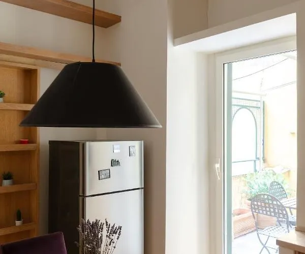 Cozy With Private Garden At Spanishsteps Roma