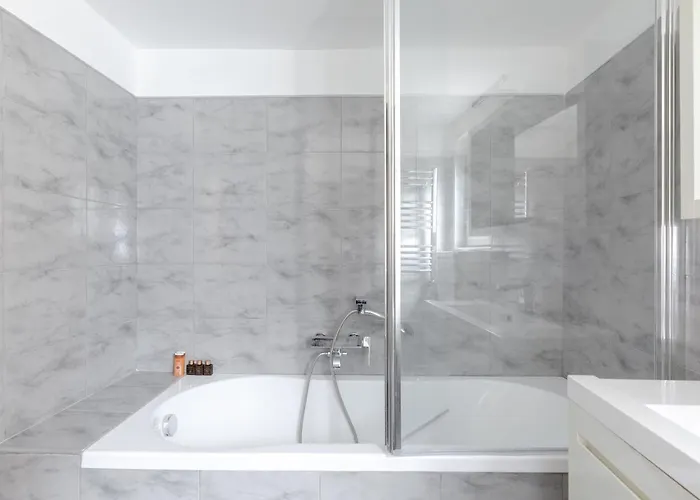 Cozy With Private Garden At Spanishsteps Appartamento *