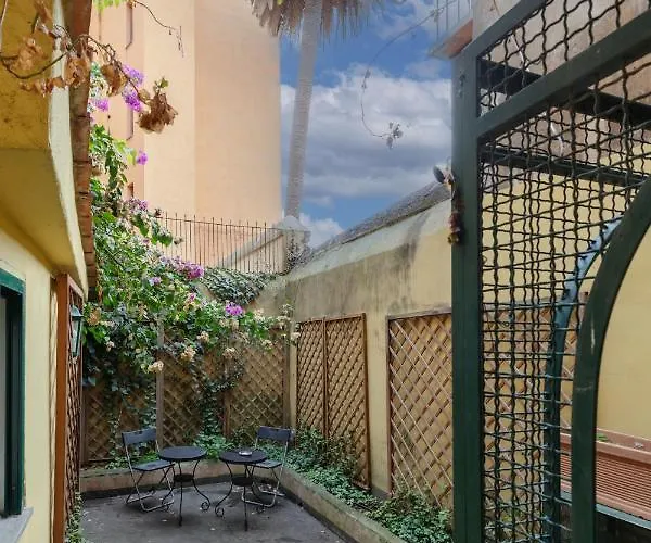 Cozy With Private Garden At Spanishsteps *